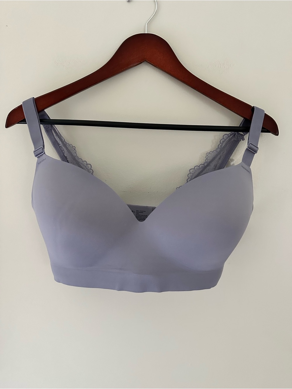 Soma Seamless Smooth StretchLace Strap Enbliss Luxe Wireless J Hook Bra Lavender